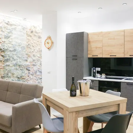 Il Regno Delle Due Sicilie Apartment *