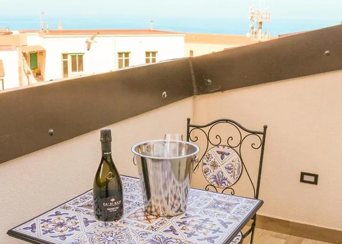 Il Regno Delle Due Sicilie Apartamento