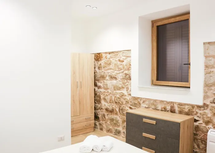 Il Regno Delle Due Sicilie * Чефалу